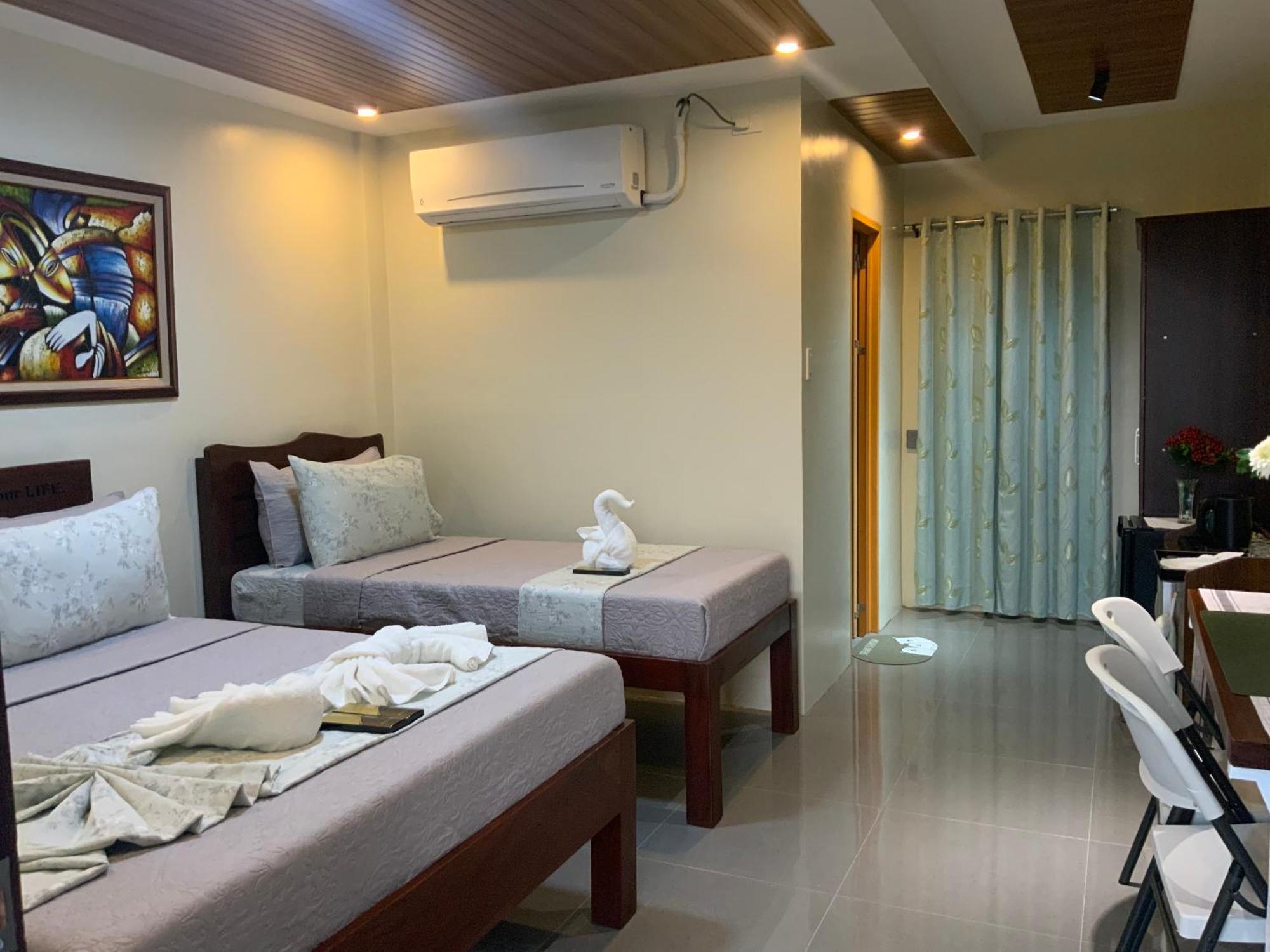 Ea Apartelle - Metro Vigan Exterior photo