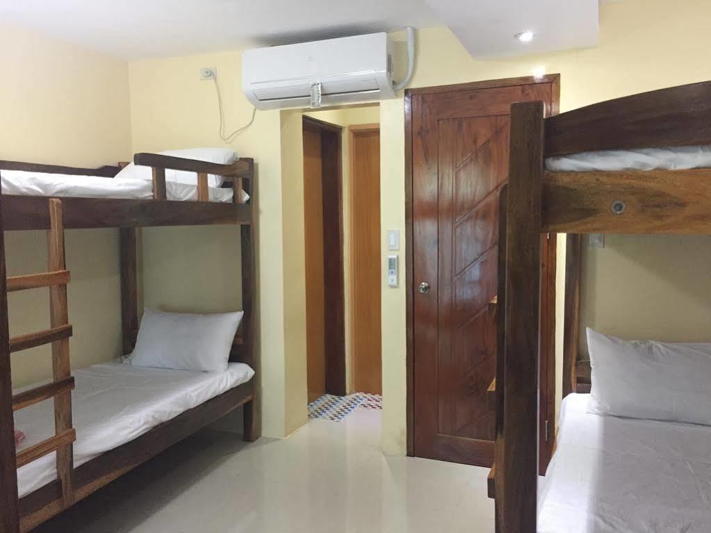Ea Apartelle - Metro Vigan Exterior photo