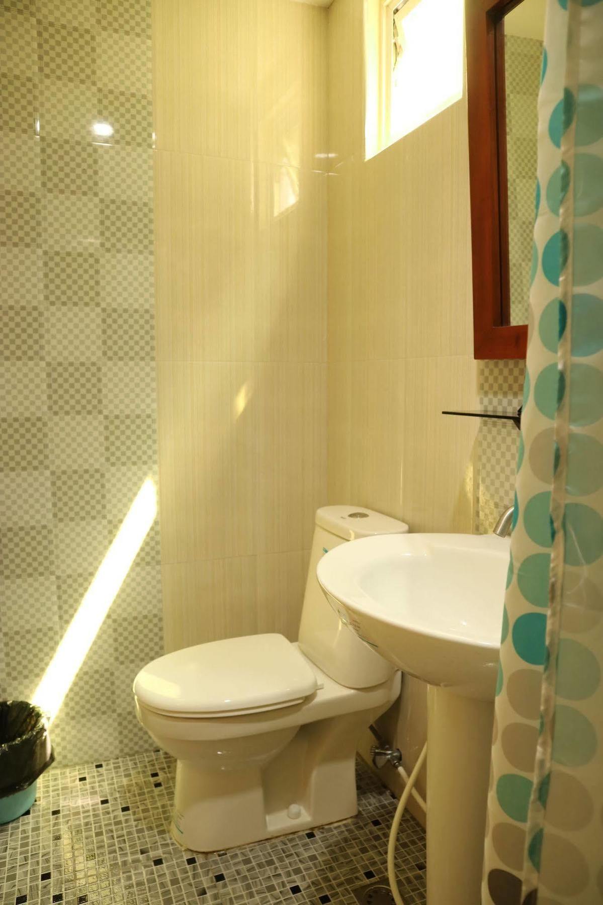 Ea Apartelle - Metro Vigan Exterior photo