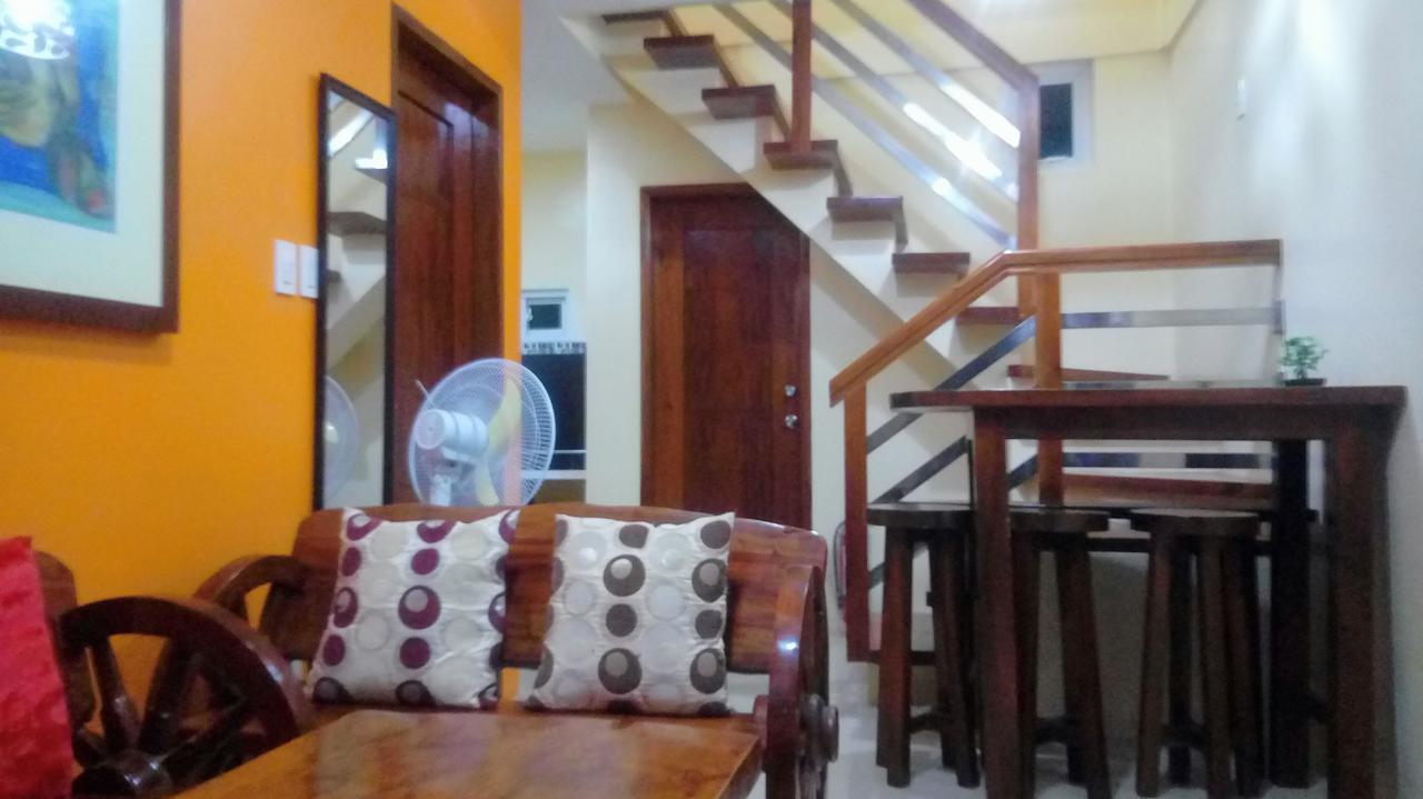 Ea Apartelle - Metro Vigan Exterior photo